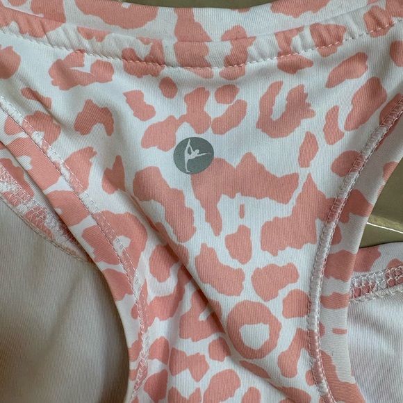 90 Degree By Reflex Blush Leopard Tank Top - Picture 4 of 4